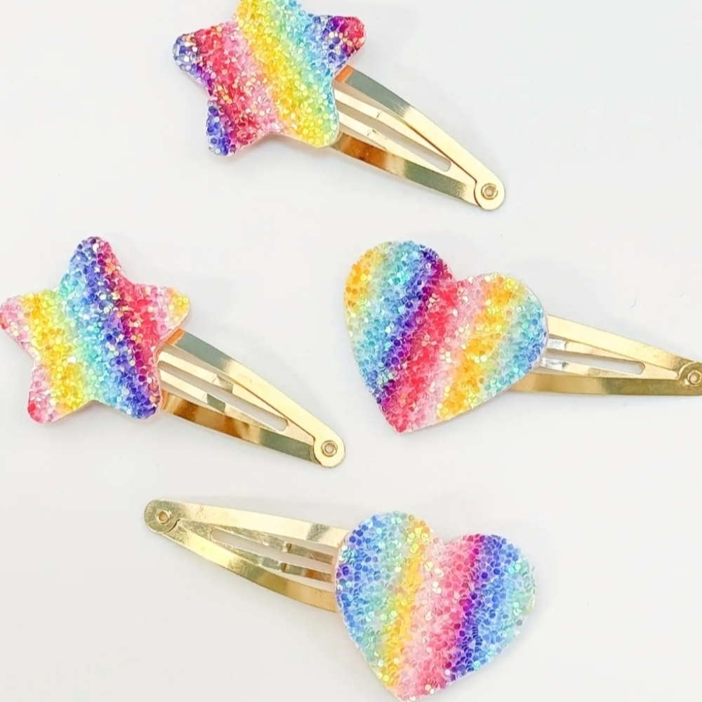4 hair clips